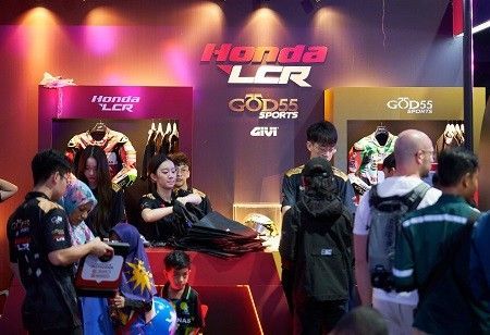  Honda LCR Joins GOD55 Sports for MotoGP 2026 KL Launch